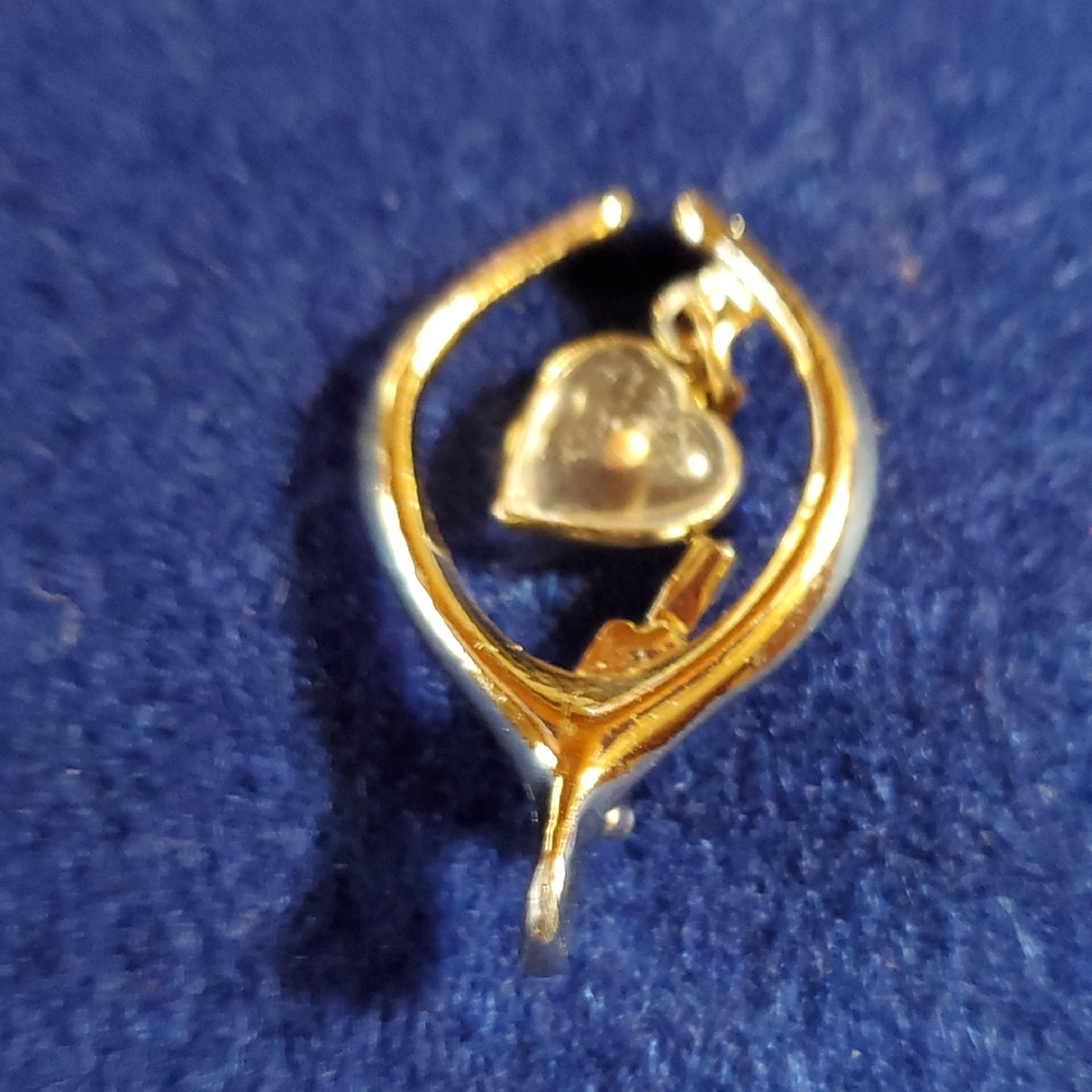 Elegant Goldtone Heart Brooch Pin